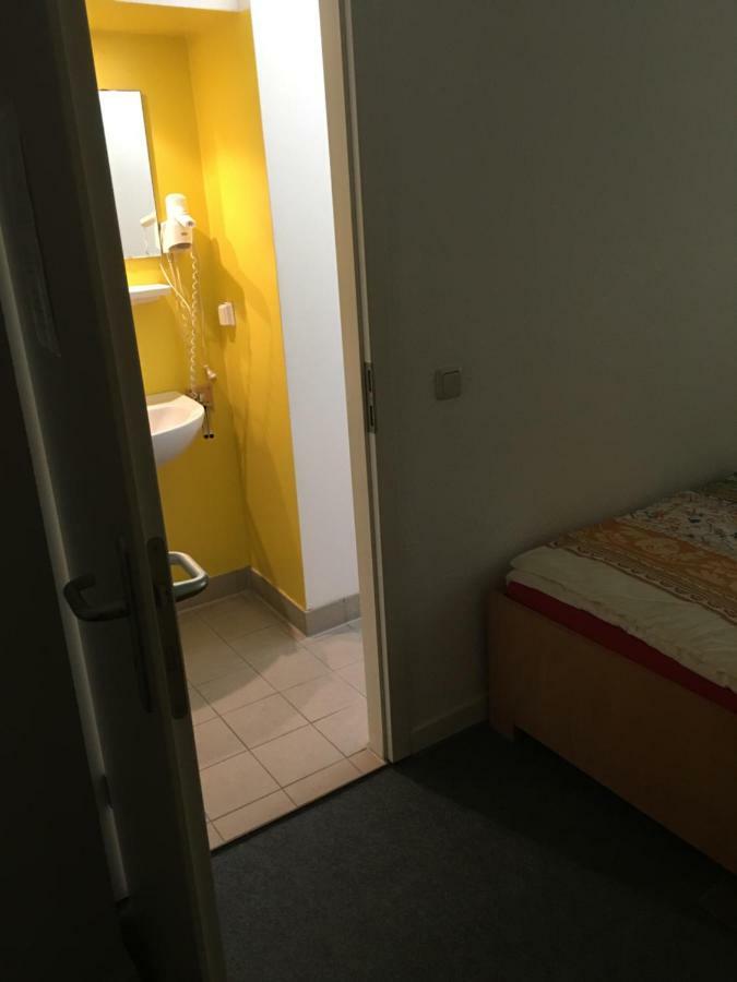 Zimmerfrei Wuppertal Kronenberg Zewnętrze zdjęcie